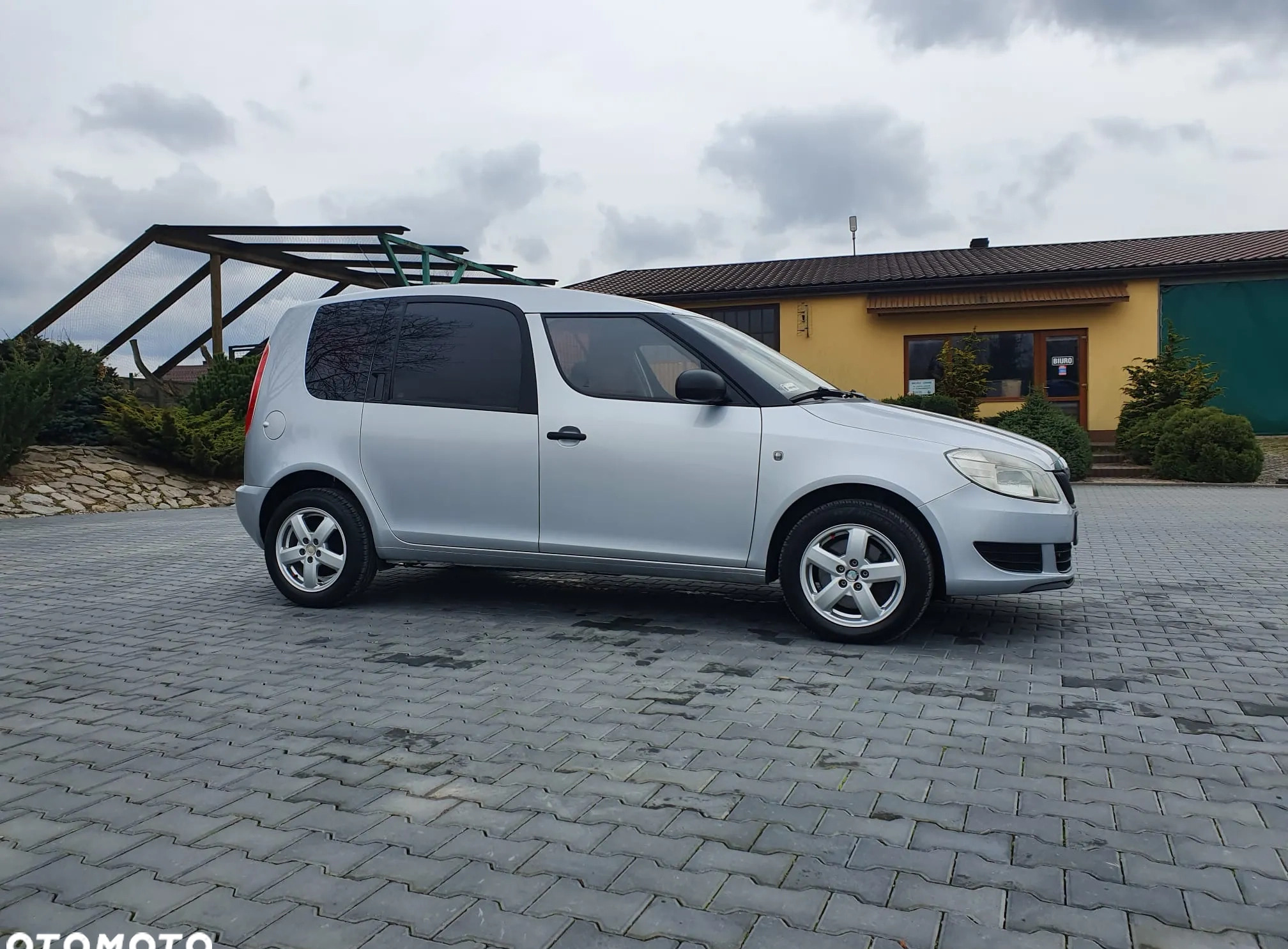 Skoda Roomster cena 14900 przebieg: 208000, rok produkcji 2014 z Kielce małe 154